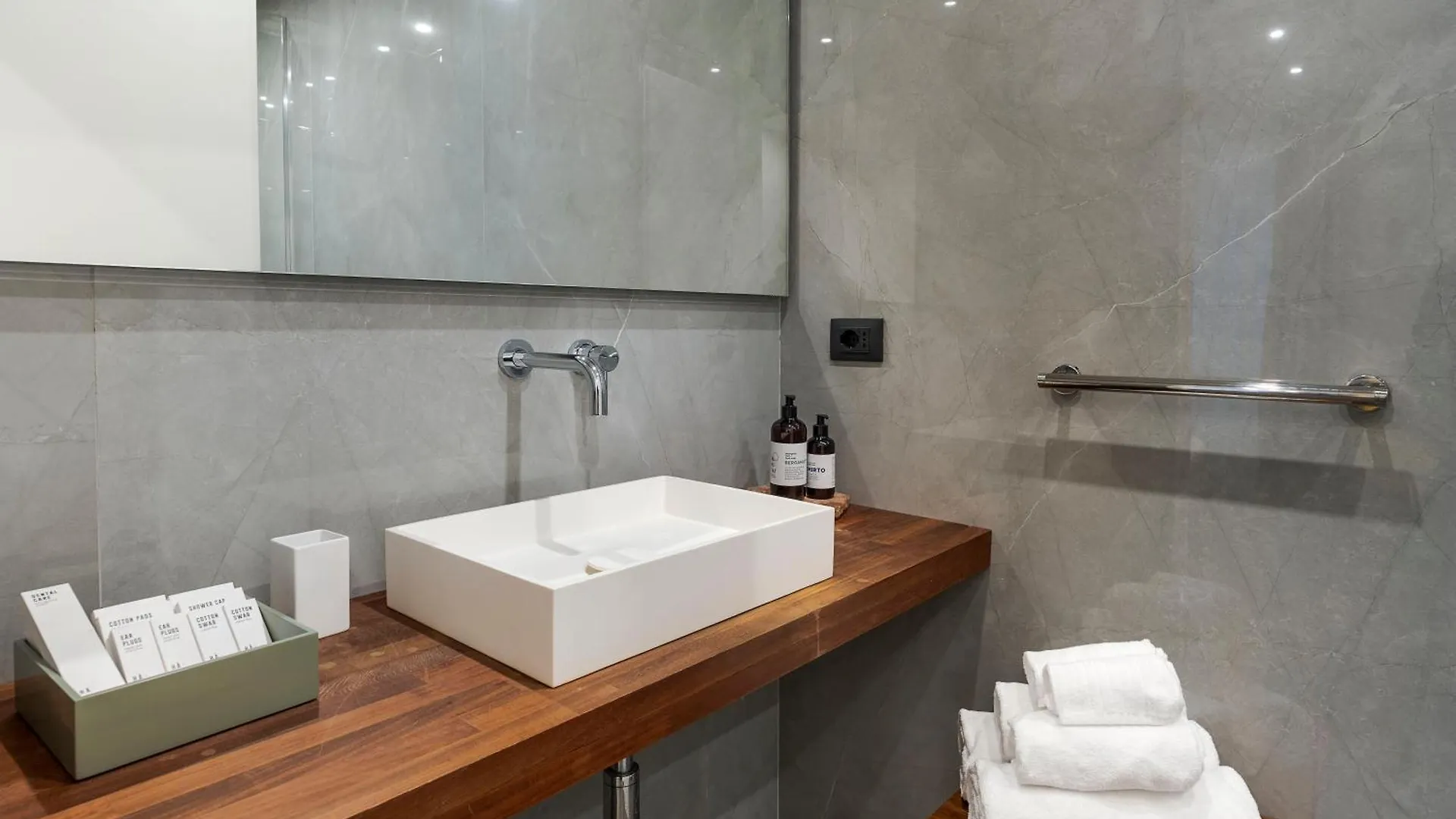 Habitat Boutique Hotel Κατάνια 3*,